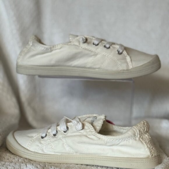 Jelly Pop Women's White Tennis Shoe  Size 6.5 NWT - Picture 3 of 6